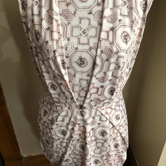 O’2nd Dress‎ - Picture 2 of 5